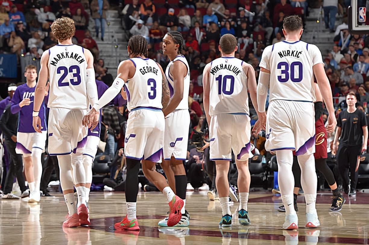 进步幅度相当惊人！后场新星会成为爵士未来一段时间的绝对核心？